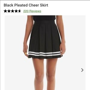 Hot Topic black pleated cheer skirt. Size M